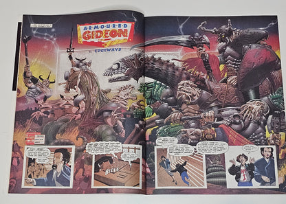 2000 AD Nr 829 1993 #FN# + Klistermärken (Brittisk)