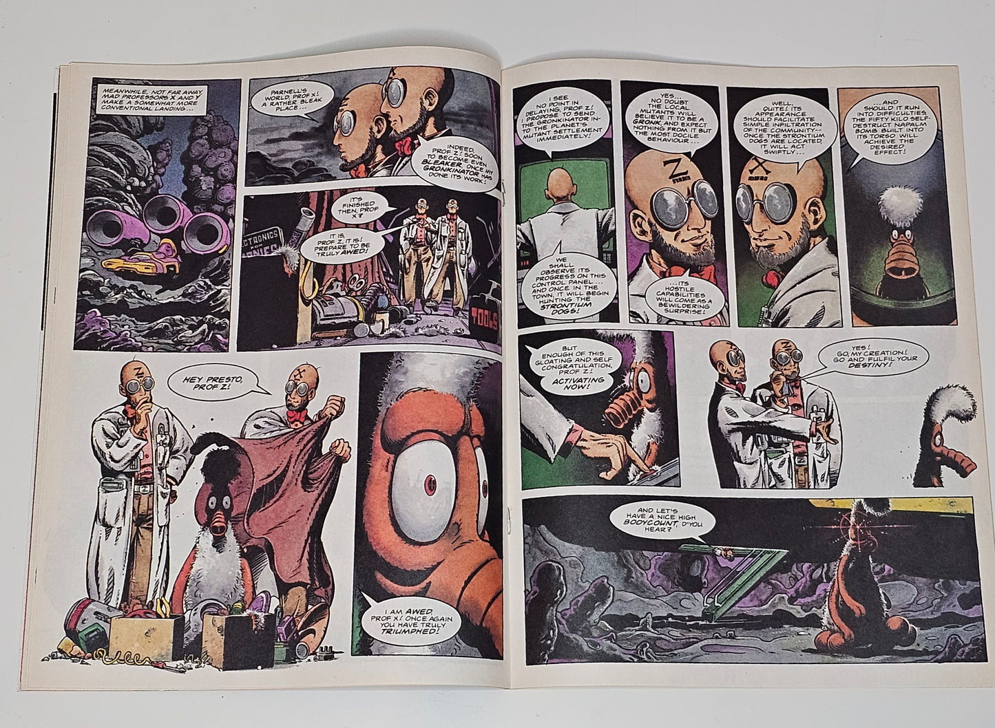 2000 AD Nr 821 1993 #FN# (Brittisk)